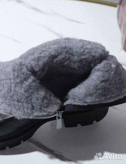 Дутики зимние для девочки 35 р