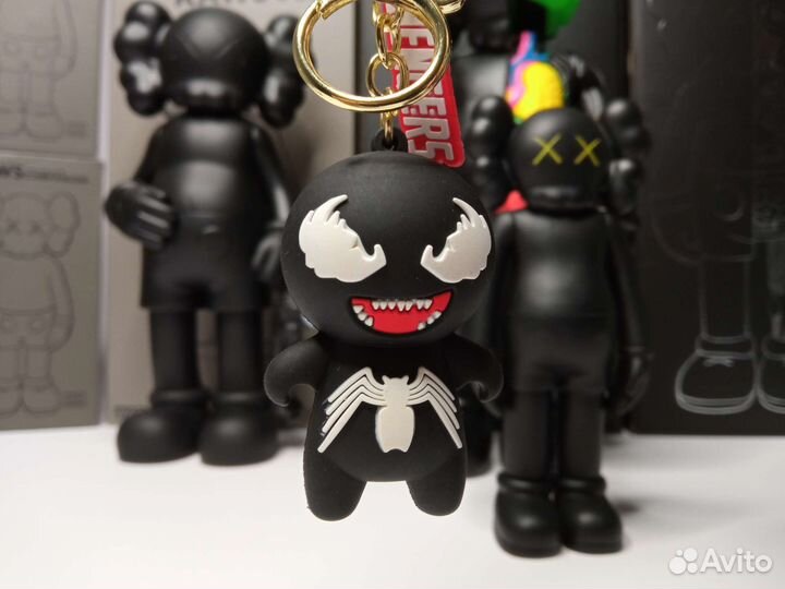 Брелок веном