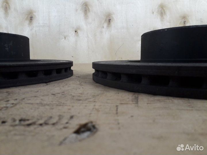 Тормозной диск передний Mercedes-Benz S-Class W220