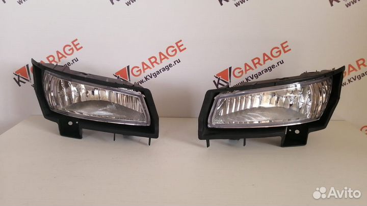 Фара противотуманная toyota alphard 2005-2008