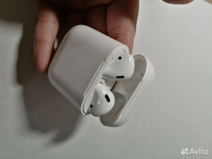 Беспроводные наушники