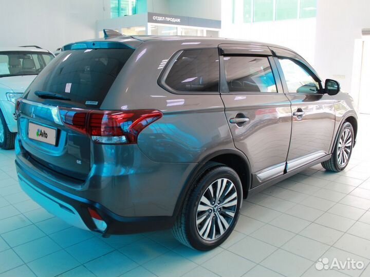 Mitsubishi Outlander 2.4 CVT, 2020, 22 000 км