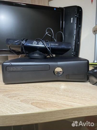Xbox 360 прошитый с кинектом