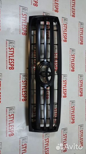 Решетка радиатора Land Cruiser 100 2005-2007 г