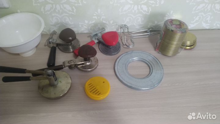 Закаточные машинки и приспособления для закатки