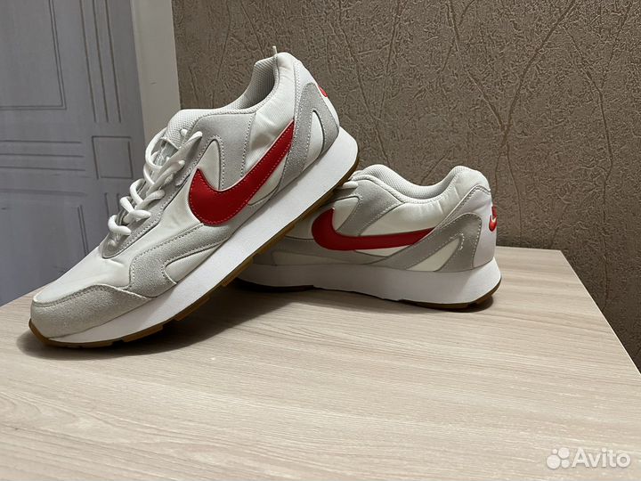 Кроссовки nike