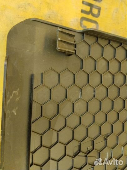 Крышка двигателя Bmw 523I F10 N52B25AF 2011