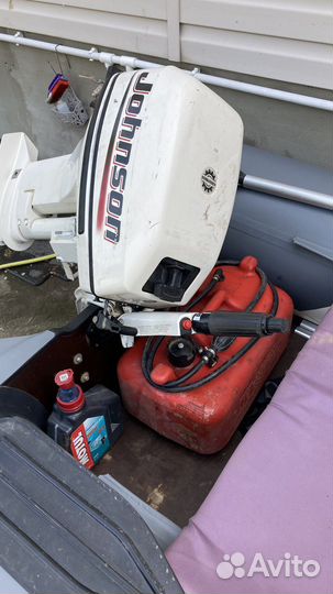 Лодка с мотором