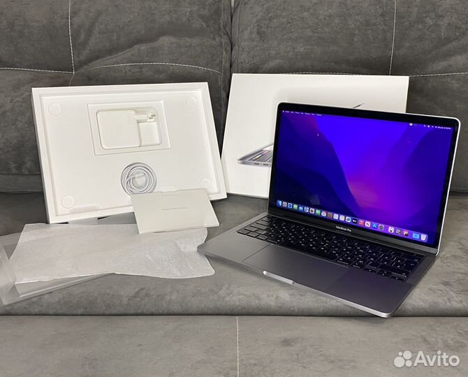 MacBook Pro 13 2020 8/256Gb