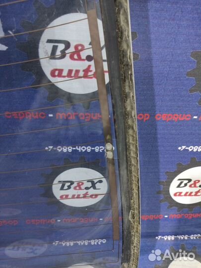 Стекло заднее Nissan Almera N15