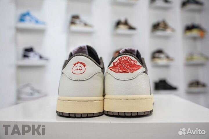 Travis Scott x Nike Air Jordan 1 Lux