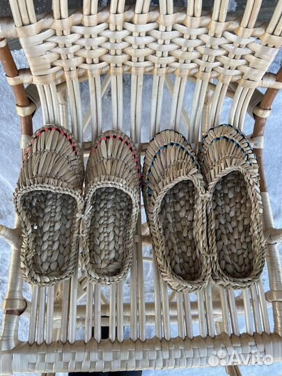 Лапти плетеные