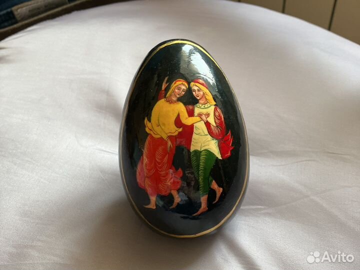 Яйцо сувенирное музыкальное