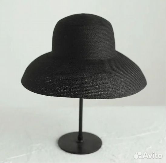 Шляпы женские соломенные с широкими полями