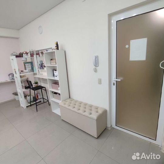 Аренда места мастера маникюра