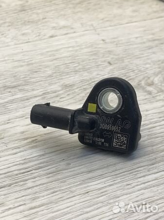 Датчик SRS Фольксваген