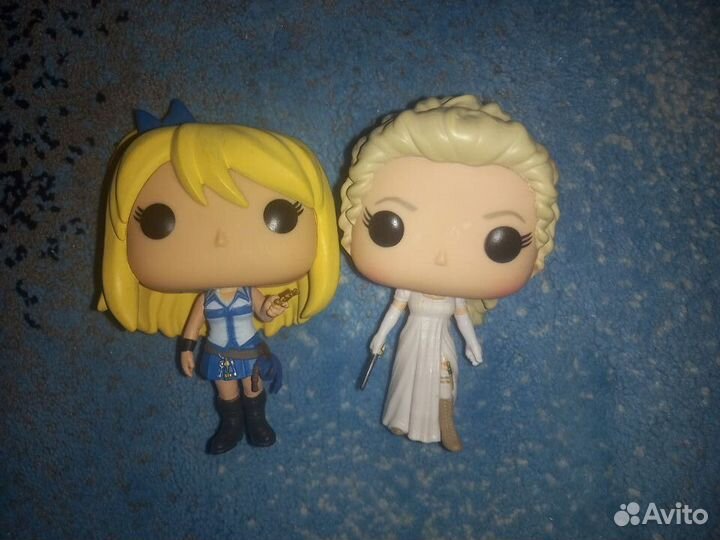 Фигурка Funko в белом платье