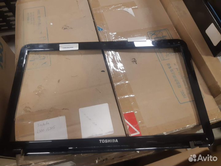 Запчасти для ноутбука Toshiba L850 / C850 #