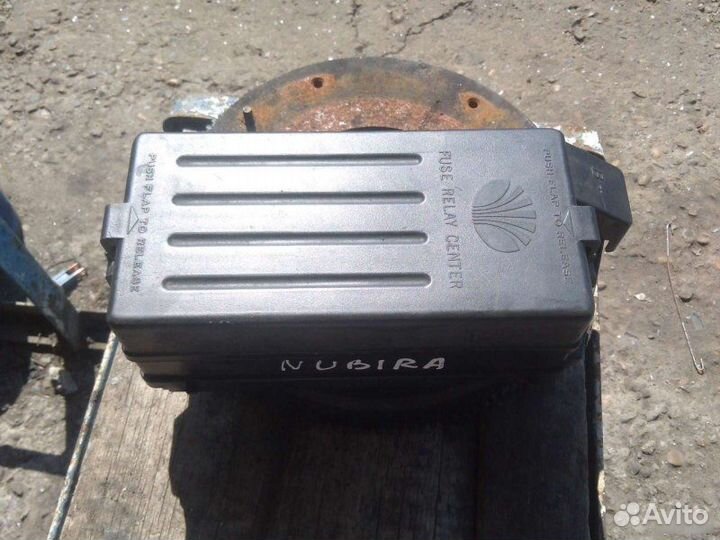 Блок предохранителей Daewoo Nubira