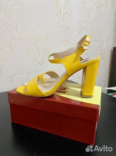 Босоножки,туфли