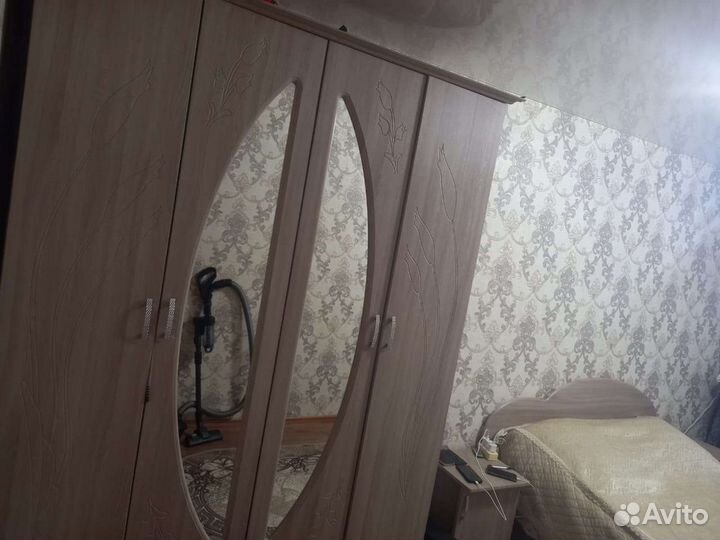 Спальный гарнитур