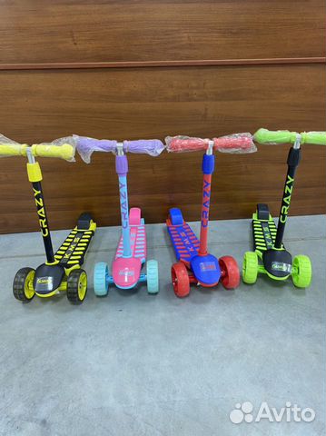 Самокат трехколесный crazy KMS SK-099