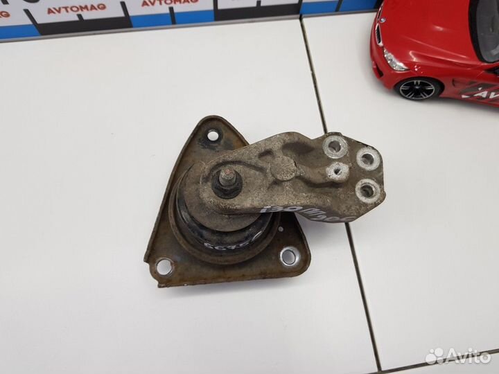 Опора двигателя правая (Hyundai i30)