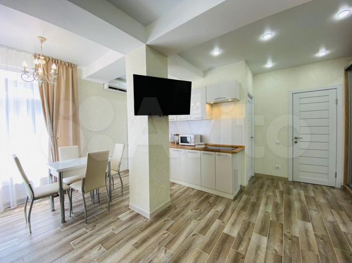 2-к. квартира, 30 м², 1/3 эт.