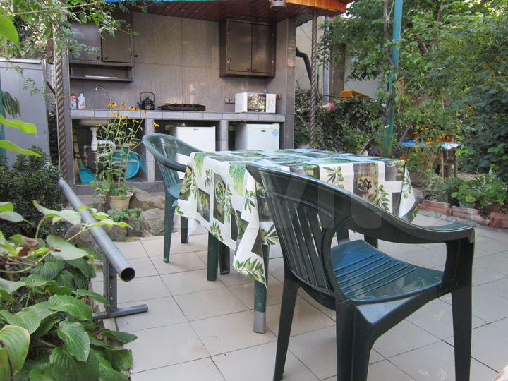 Комната 12 м² в 4-к., 1/1 эт.