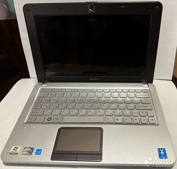 Ноутбук Sony vaio VPC-W22Z1R