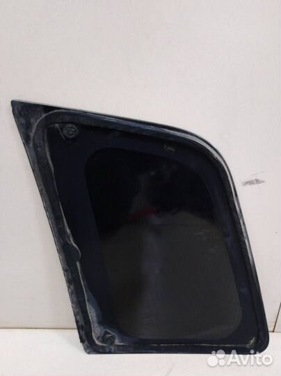 Стекло кузовное глухое правое Ford Fusion JU 2002