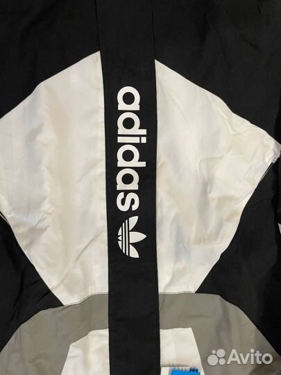 Ветровка adidas