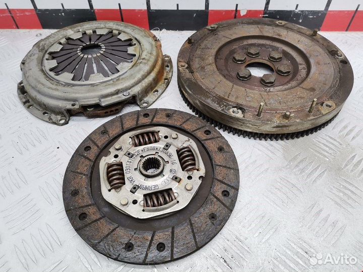 Маховик (демпфер сцепления) для Volkswagen Polo 3