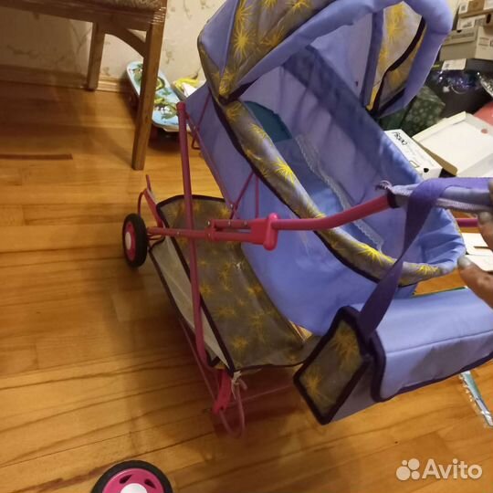 Коляска кукольная