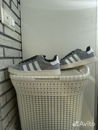 Adidas campus 00s