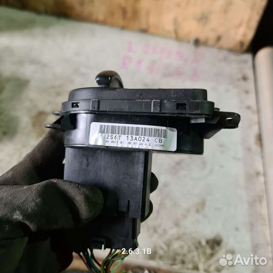 Блок света ford fiesta mk5