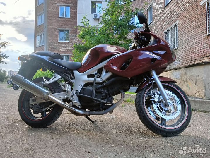 Suzuki sv400