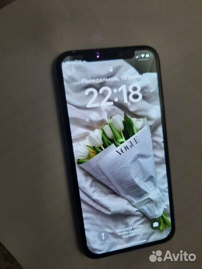Телефон iPhone 10