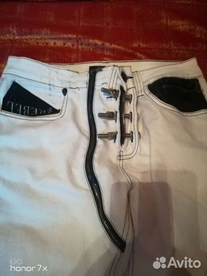 Продам джинсы мужские