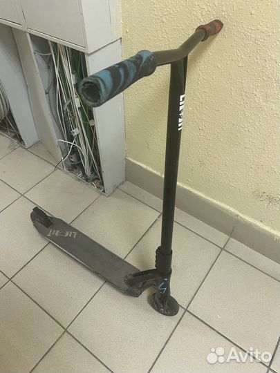 Трюковой самокат