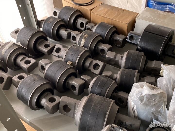 Рмк реактивной тяги DAF, iveco, R.V.I. 042488722