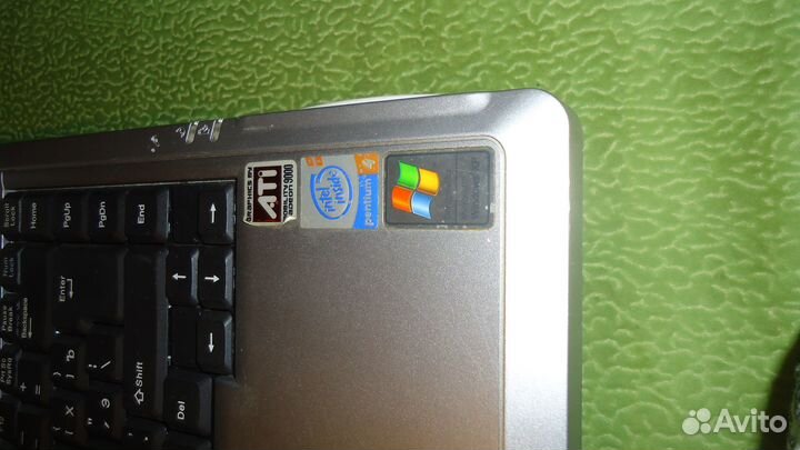 Необычный старый мощный ноутбук Fujitsu-Siemens P4