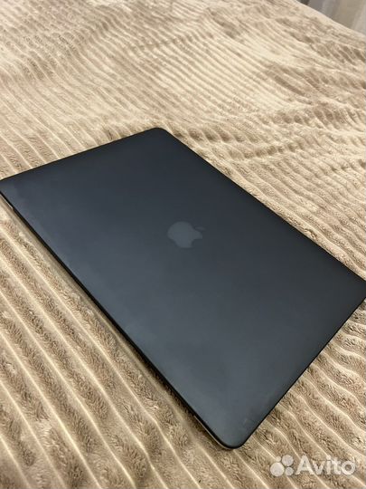 Apple MacBook Pro 15 A 1398