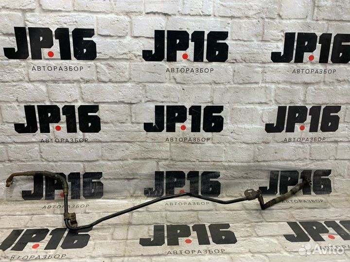 Трубка гидроподвески задняя левая Infiniti Qx56