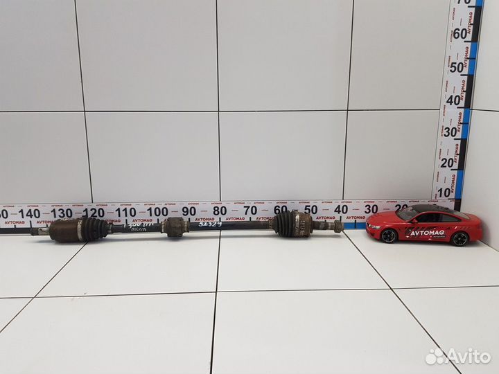 Полуось (Привод )передний правый в сборе