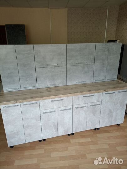 Кухня новая 2м в наличии
