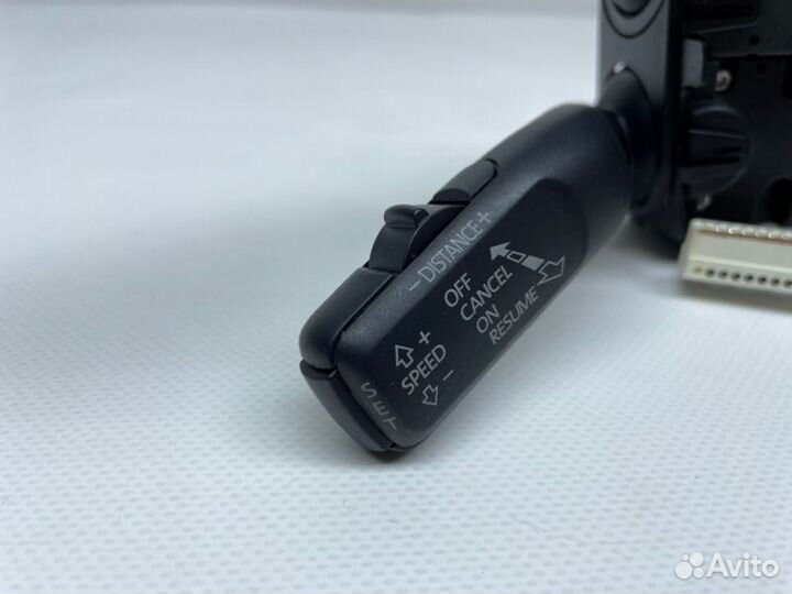 Подрулевой переключатель Volkswagen Touareg FL 3.6