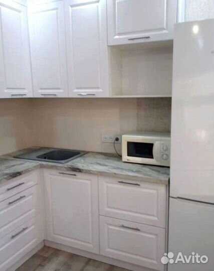 Кухня угловая на заказ.мдф фасады