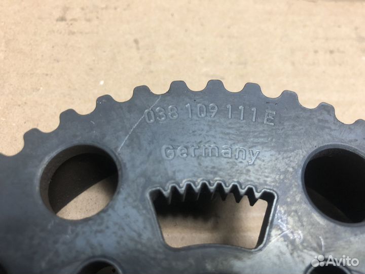 Шкив распредвала Volkswagen Tiguan 08-17