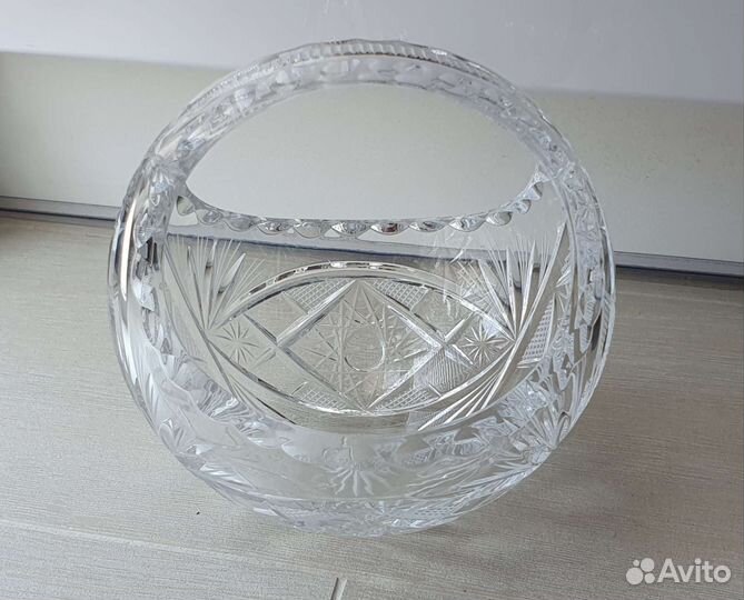 Хрустальная Ваза шар корзинка